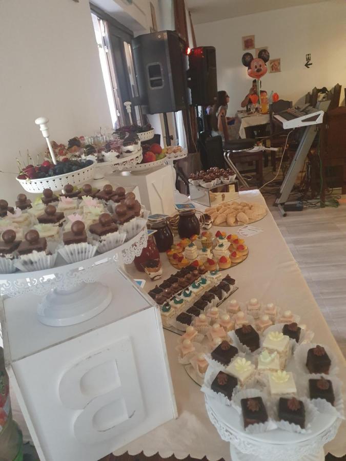 Pensiunea Ronicson Milostea Bagian luar foto